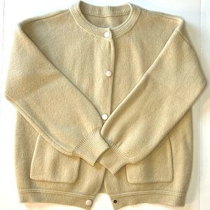 ❌SOLD Buttercream Soft Thick Knit Cardigan, Size Medium